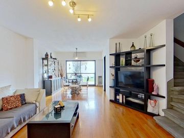 CASA VENTA FLORIDA 5 AMB COCHERA JARDIN PILETA