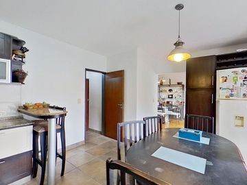 CASA VENTA FLORIDA 5 AMB COCHERA JARDIN PILETA