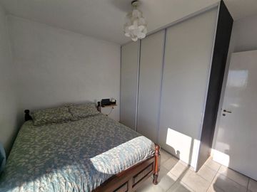 Venta Depto 3 Amb. La Boca. Vista abierta, b/est.