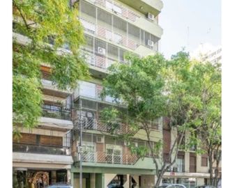 Departamento de 4 ambientes en Flores