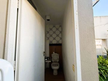 VENTA. 2 AMB. BALCON ATERRAZADO.LAS CAÑITAS.