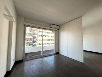 VENTA. 2 AMB. BALCON ATERRAZADO.LAS CAÑITAS.