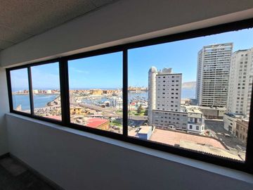 Oficina en arriendo  en IQUIQUE
