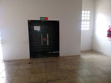Venta en Block 2 PH 2 y 3 amb + local en Florida