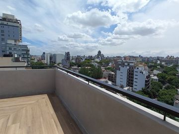 VENTA DÚPLEX 3 AMB. CHACARITA BALCÓN TERRAZA FTE.