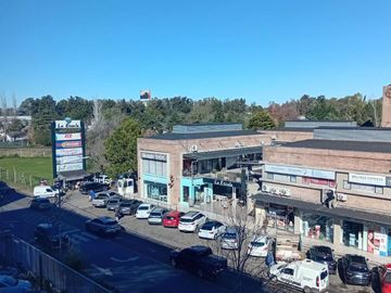 Oficina en alquiler officia Pilar