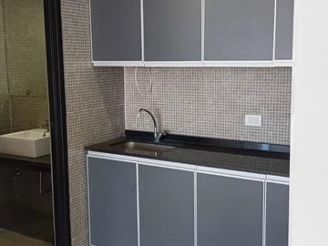 Oficina en alquiler officia Pilar