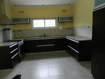 VENTA CASA QUINTA 5 AMB 