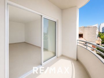 Venta depto. 3 amb. terraz BalconParque Patricios,