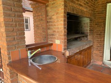 CASA  EN ALQUILER COUNTRY CLUB LOS LAGARTOS PILAR