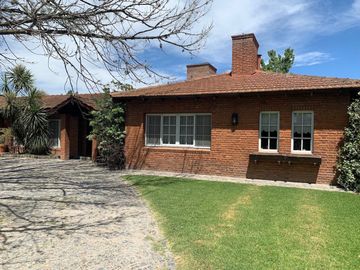 CASA  EN ALQUILER COUNTRY CLUB LOS LAGARTOS PILAR