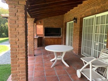 CASA  EN ALQUILER COUNTRY CLUB LOS LAGARTOS PILAR