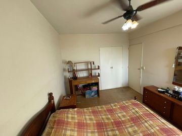 VENTA 4 ambientes Excelente La Paternal