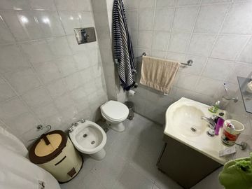 VENTA 4 ambientes Excelente La Paternal
