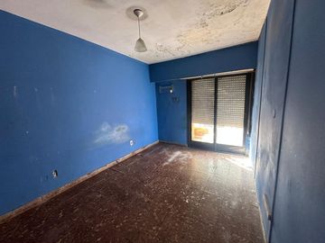 CASA EN VENTA TRES PLANTAS A RECICLAR PICHINCHA