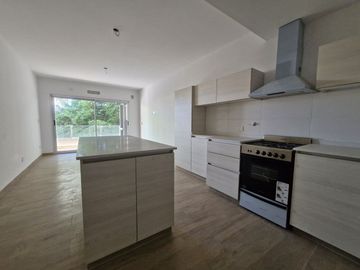 DEPARTAMENTO EN VENTA SAN FERNANDO 2 AMB COCH BALC
