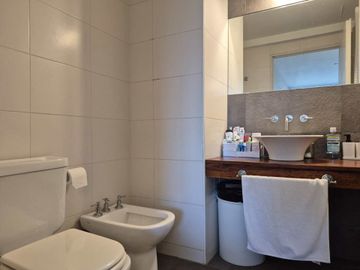 VENTA 2 AMB DUPLEX BALCON CHACARITA COLEGIALES