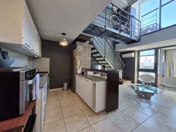 VENTA 2 AMB DUPLEX BALCON CHACARITA COLEGIALES