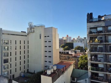 VENTA 2 AMB DUPLEX BALCON CHACARITA COLEGIALES
