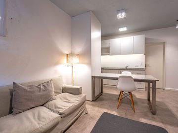Venta departamento dos ambientes Tigre con cochera