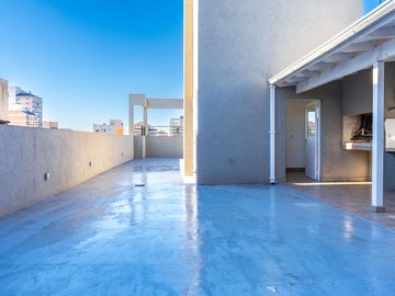 Venta departamento dos ambientes Tigre con cochera
