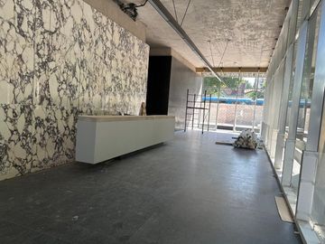VENTA OLIVOS OFICINA 150MTRS A ESTRENAR 2 COCHERAS