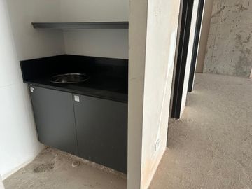 VENTA OLIVOS OFICINA 150MTRS A ESTRENAR 2 COCHERAS