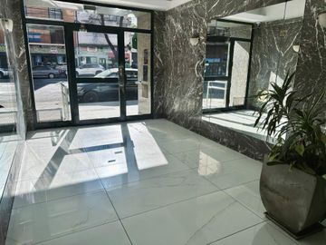 VENTA DEPTO 3 AMBIENTES AV INDEP SAN CRISTOBAL