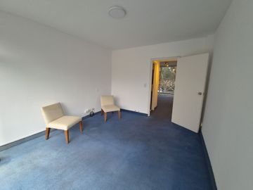 HERMOSA OFICINA EN VENTA EN SAN ISIDRO GOLF