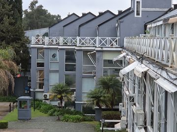 HERMOSA OFICINA EN VENTA EN SAN ISIDRO GOLF