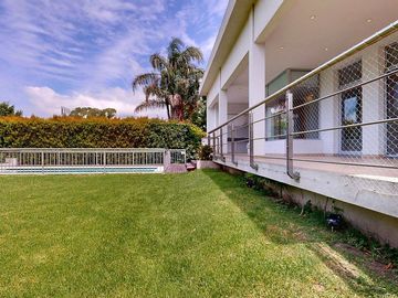 Casa en VENTA OMBUES HUDSON 4 dormitorios y pileta