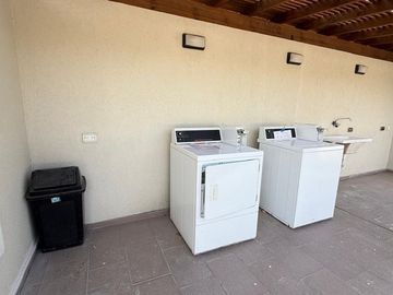 VENTA 3 AMB C/TERRAZA Y COCHERA LOS CARDALES