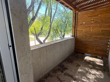 VENTA 3 AMB C/TERRAZA Y COCHERA LOS CARDALES
