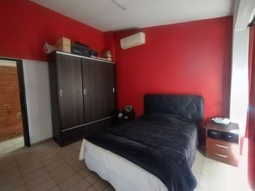 Casa, Venta, 2 Familias, Cochera, Local, Merlo