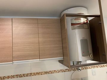 ALQUILER DPTO. 2 AMB. CON BALCÓN EN PARQ. CHACABUC