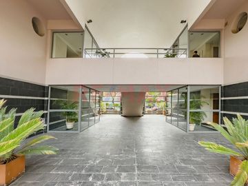 VENTA- depto con balcón corrido y patio propio
