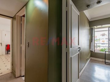 VENTA- depto con balcón corrido y patio propio