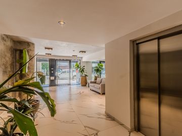 2 AMBIENTES DE 122M2 C/ TERRAZA PROPIA Y PARRILLA