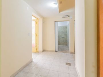 VENTA CASA LOTE PROPIO FLORES APTO CREDITO