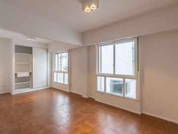 OFICINA EN ALQUILER EN EDIFICIO DE GALERIA ACOYTE