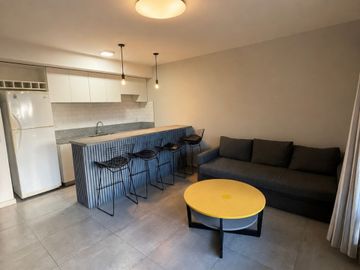 VENTA 2 AMBIENTES CON PATIO CON JARDIN EN LAGOON