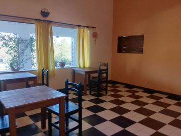 VENTA HOSTERÍA CON PILETA BIALET MASSE PUNILLA CBA