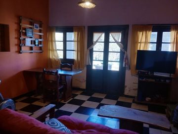 VENTA HOSTERÍA CON PILETA BIALET MASSE PUNILLA CBA