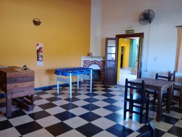 VENTA HOSTERÍA CON PILETA BIALET MASSE PUNILLA CBA