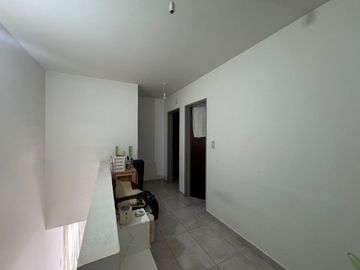 VENTA DUPLEX DOS DORM HOUSING VALLE CERCANO CBA