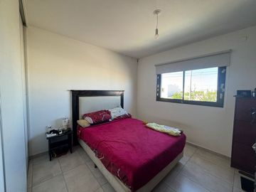 VENTA DUPLEX DOS DORM HOUSING VALLE CERCANO CBA
