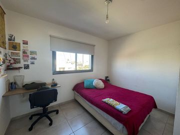 VENTA DUPLEX DOS DORM HOUSING VALLE CERCANO CBA