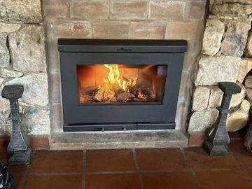 CASA VENTA LA CUMBRE 3 DORM + 1 DE SERVICIO CBA.