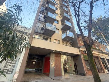 VENTA 2 AMB./ CON 2 BALCONES PALERMO HOLLYWOOD