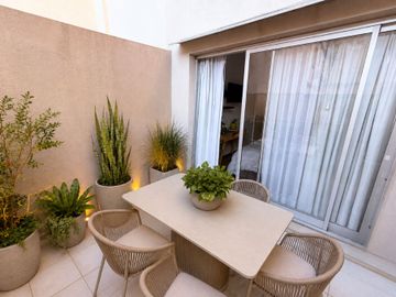 VENTA 2 AMB./ CON 2 BALCONES PALERMO HOLLYWOOD